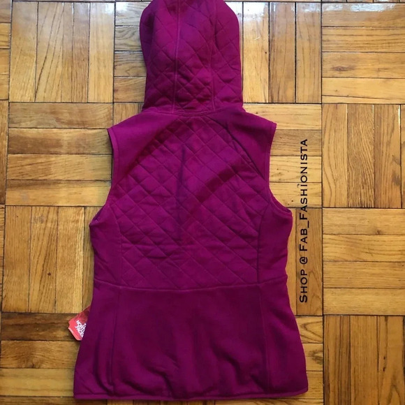 The North Face Fleece Reversible vest size medium magenta - Picture 9 of 15